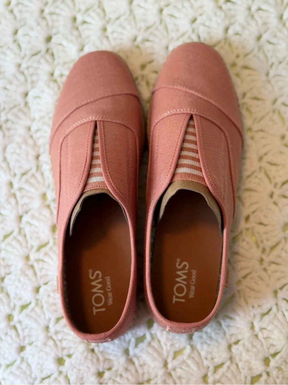 NEW Toms 9.5 Women's Espadrilles in Bloom (Dusty Rose)